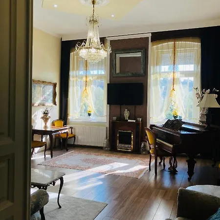 Logod Panorama * بودابست